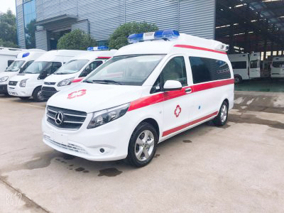 救護(hù)車(chē)